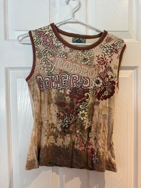 Vanilla Sugar cream and brown floral top